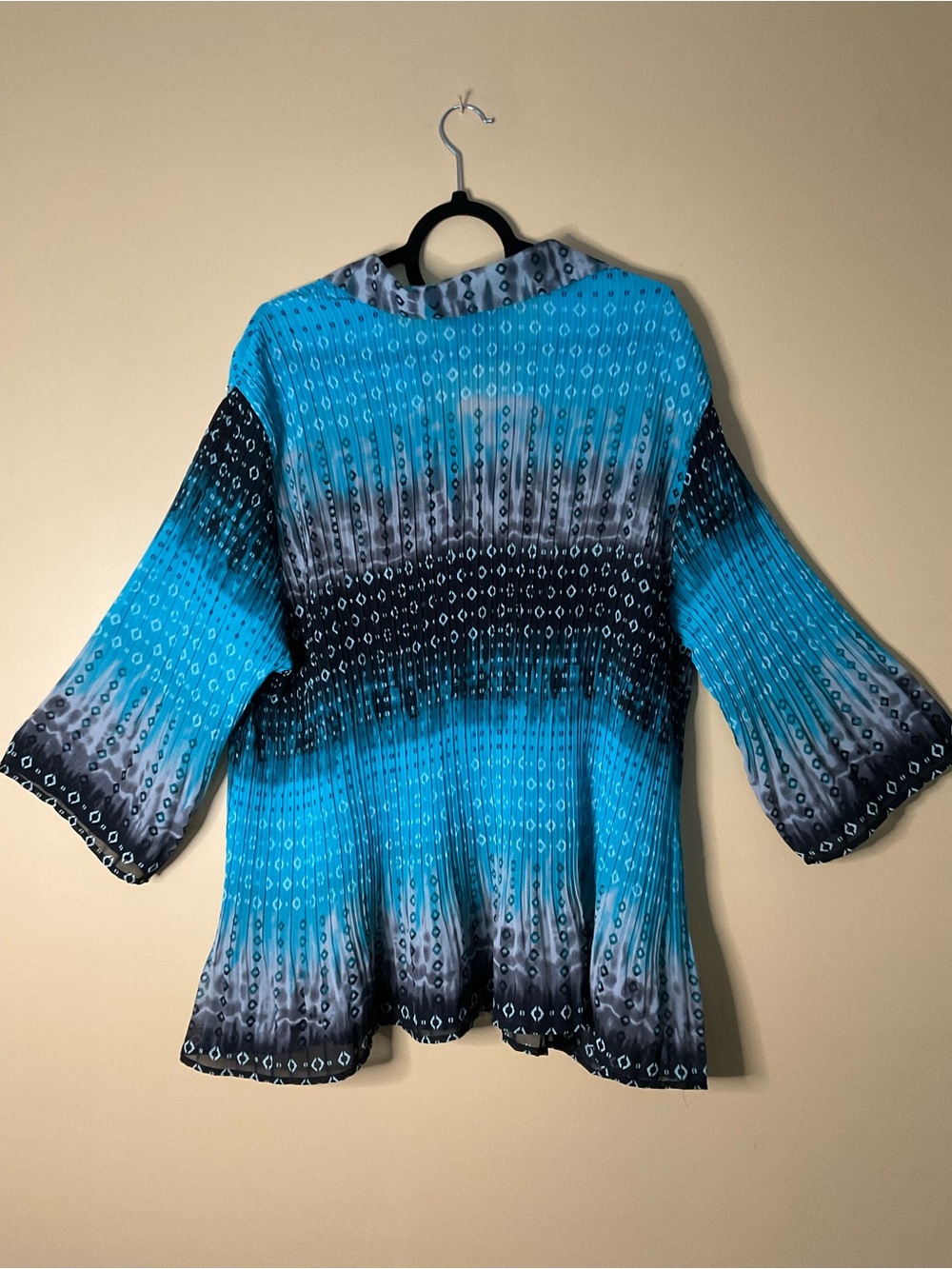 Maggie Barnes Turquoise Blue Ombre Patterned Button-Down Blouse - Picture 3 of 6
